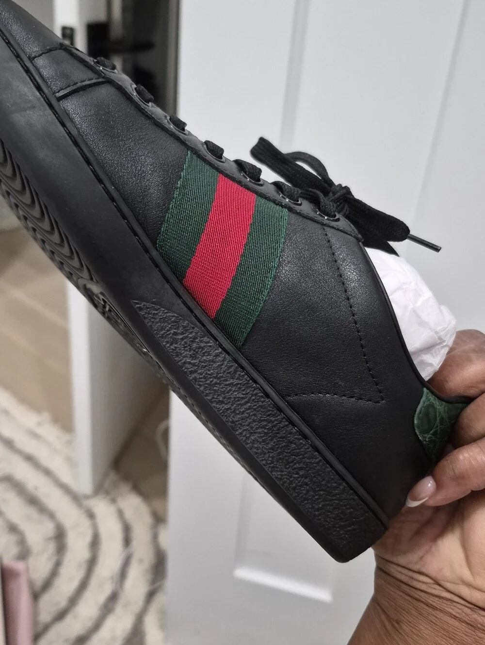 Gucci classic black